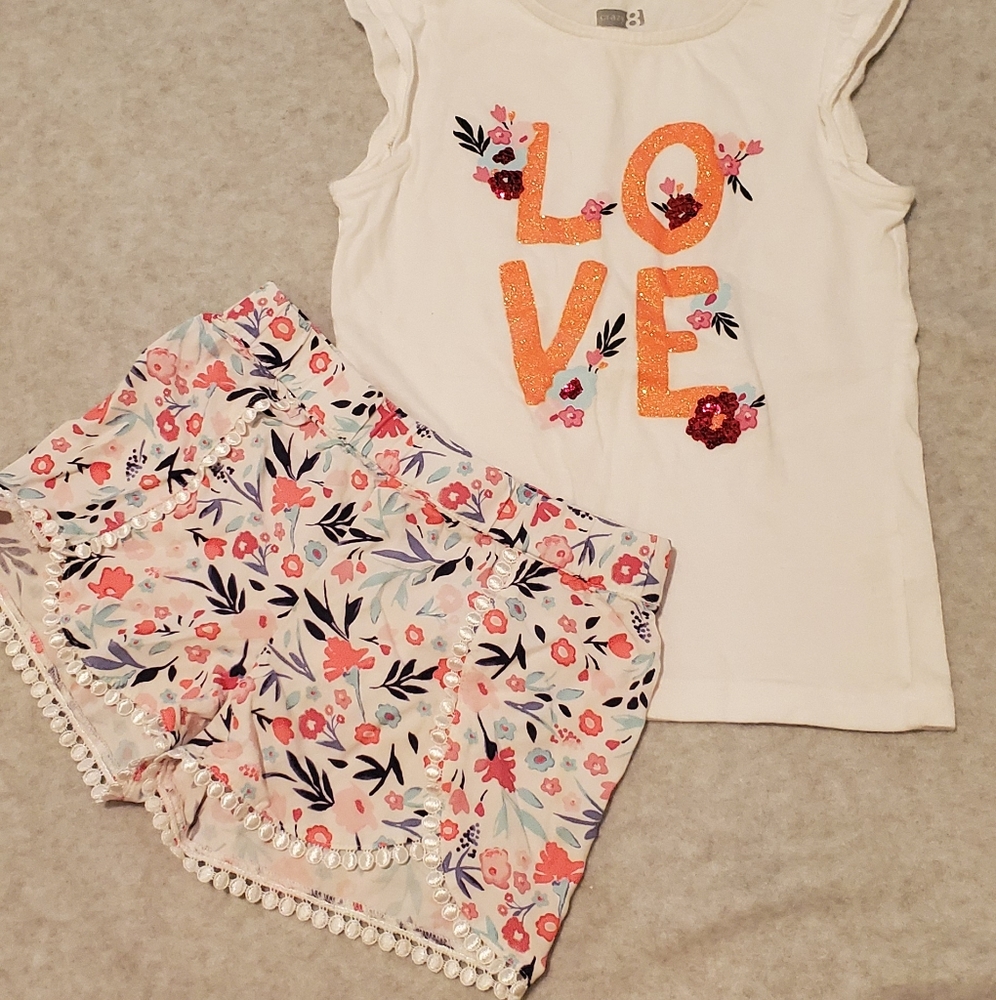 Girls Floral Love Crazy 8 Short set